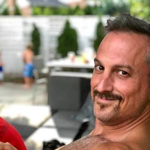 Meet your Posher, Fred